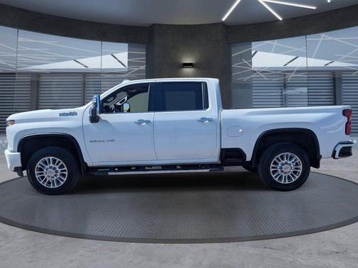 Summit White 2020 Chevrolet Silverado 2500 High Country
