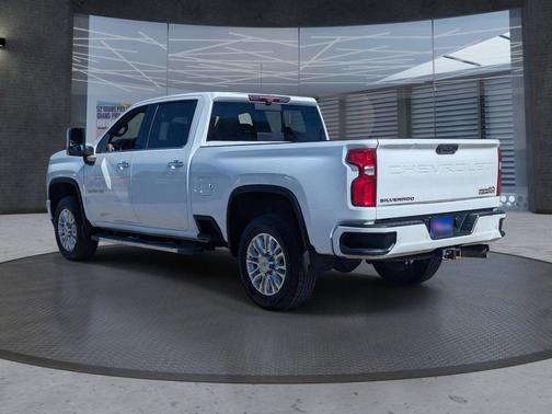 Summit White 2020 Chevrolet Silverado 2500 High Country