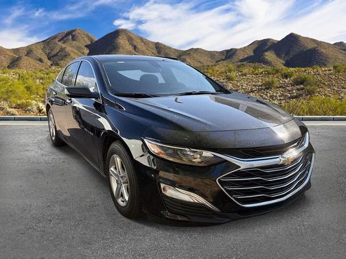 Mosaic Black Metallic 2022 Chevrolet Malibu 1LS