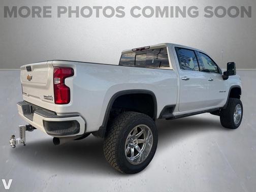 2022 Chevrolet Silverado 2500 High Country