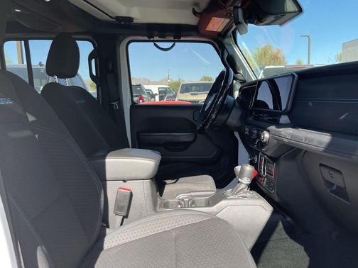 Bright White Clearcoat 2024 Jeep Wrangler 4xe Rubicon