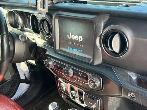 2022 Jeep Wrangler Willys