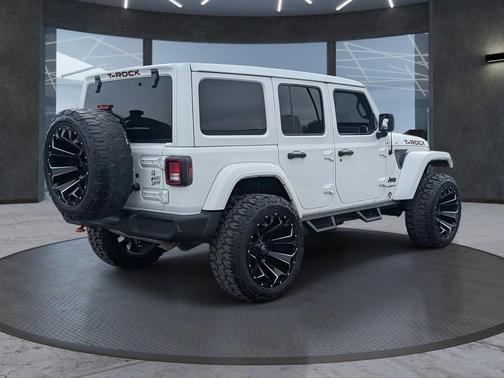 2022 Jeep Wrangler Willys