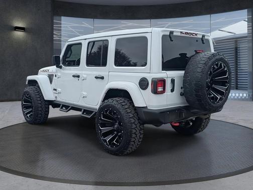 2022 Jeep Wrangler Willys
