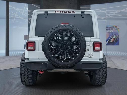 2022 Jeep Wrangler Willys