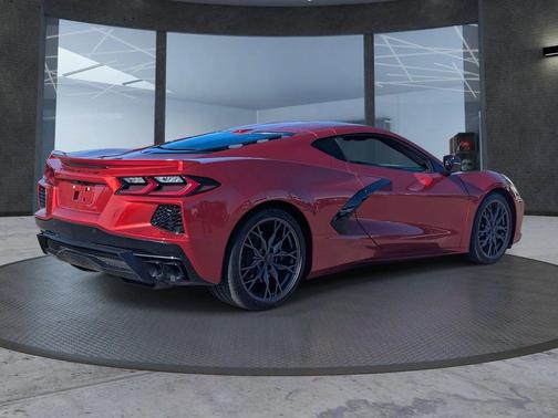 2025 Chevrolet Corvette Stingray w/2LT