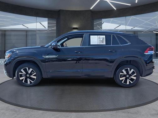 2023 Volkswagen Atlas Cross Sport 2.0T SE