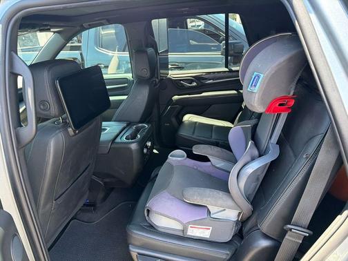 Sterling Metallic 2023 GMC Yukon Denali
