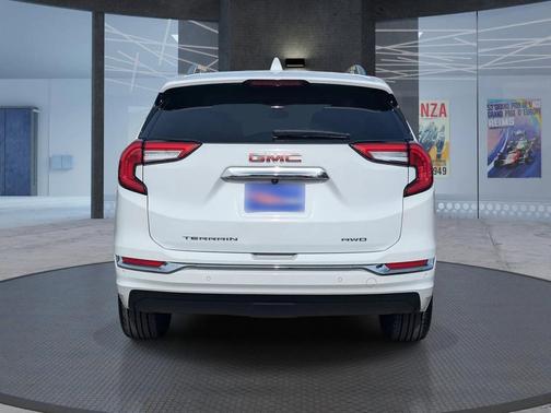 2022 GMC Terrain Denali