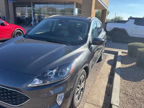 2020 Ford Escape SEL
