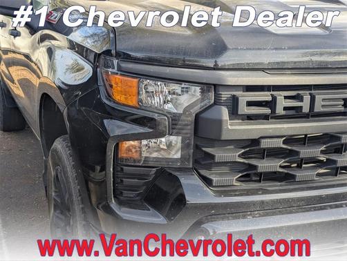 2023 Chevrolet Silverado 1500 Custom Trail Boss