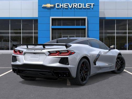 Blade Silver Metallic 2026 Chevrolet Corvette Stingray w/2LT