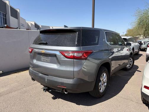 Satin Steel Metallic 2018 Chevrolet Traverse LS