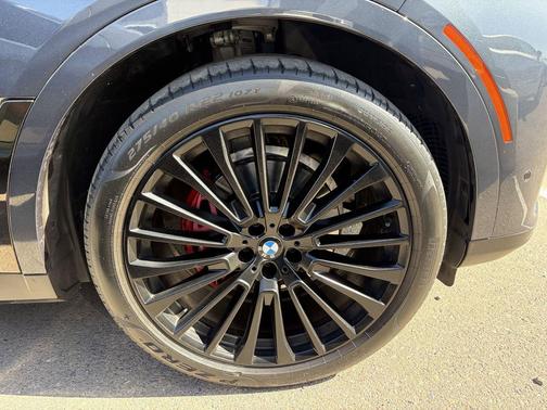 Arctic Grey Metallic 2021 BMW X7 xDrive40i