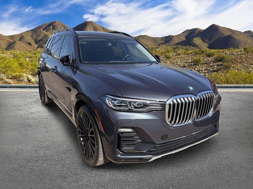 Arctic Grey Metallic 2021 BMW X7 xDrive40i