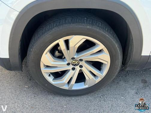 2021 Volkswagen Atlas 3.6L SE w/Technology