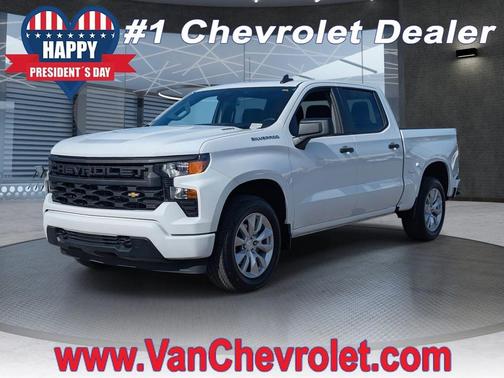 2025 Chevrolet Silverado 1500 Custom