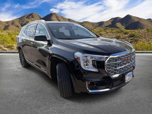 Ebony Twilight Metallic 2023 GMC Terrain Denali