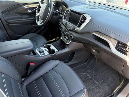 Ebony Twilight Metallic 2023 GMC Terrain Denali