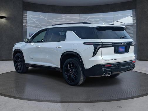 2025 Chevrolet Traverse RS