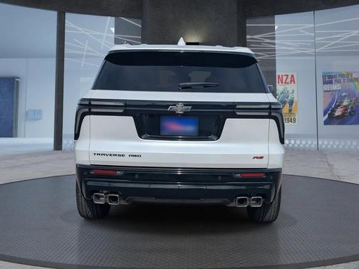2025 Chevrolet Traverse RS