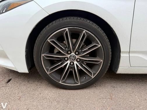 2019 Toyota Avalon XSE