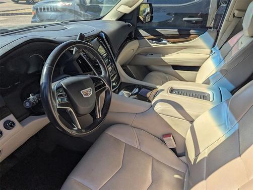 2018 Cadillac Escalade Premium Luxury