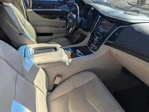 2018 Cadillac Escalade Premium Luxury