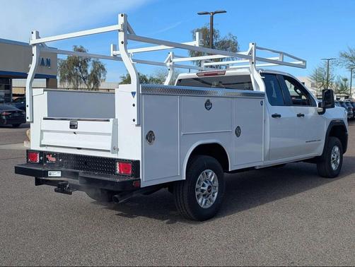 Summit White 2026 GMC Sierra 2500 Pro