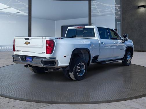 2022 Chevrolet Silverado 3500 LTZ