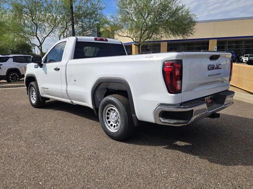 2025 GMC Sierra 1500 Pro