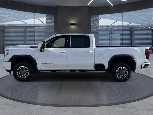 Summit White 2023 GMC Sierra 2500 AT4