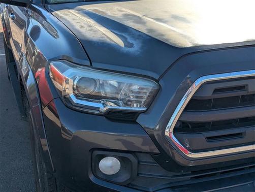 2016 Toyota Tacoma SR5