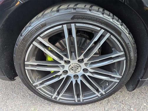 2016 Porsche Panamera 4