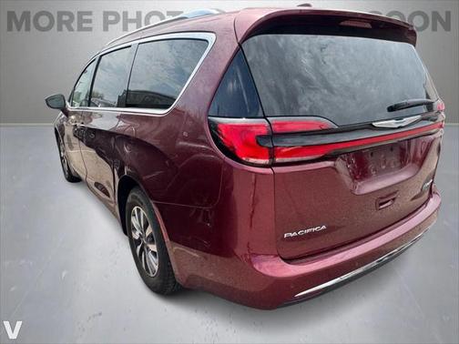 2021 Chrysler Pacifica Hybrid Touring L