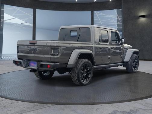 2024 Jeep Gladiator Nighthawk