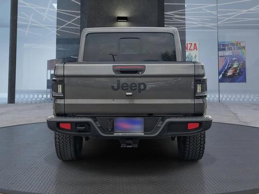 2024 Jeep Gladiator Nighthawk