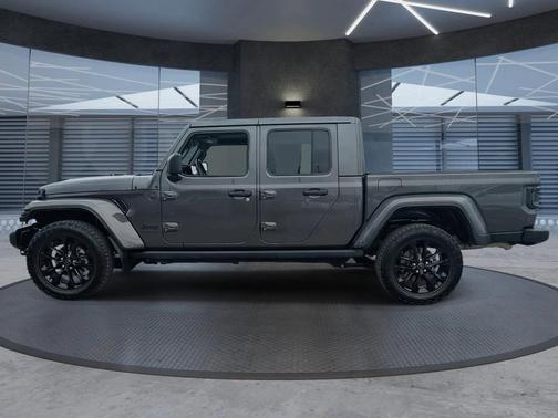 2024 Jeep Gladiator Nighthawk