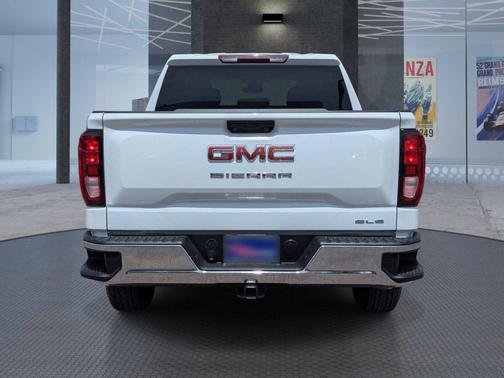 Summit White 2025 GMC Sierra 1500 SLE