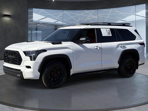 Ice Cap 2025 Toyota Sequoia SR5