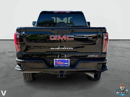 2024 GMC Sierra 2500 AT4
