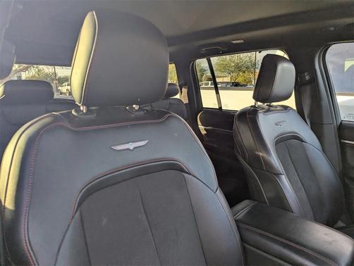 2022 Jeep Grand Cherokee Trailhawk