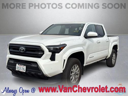 2024 Toyota Tacoma SR5
