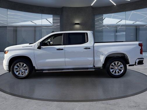 Summit White 2023 Chevrolet Silverado 1500 Custom