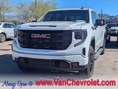 2025 GMC Sierra 1500 Elevation