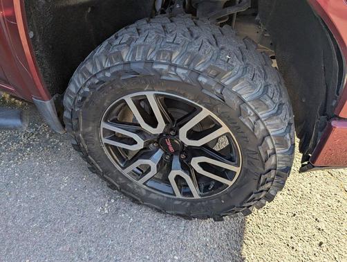 2019 GMC Sierra 1500 AT4