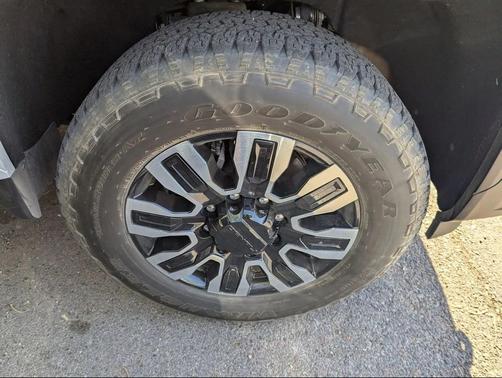 2024 GMC Sierra 2500 Denali Ultimate