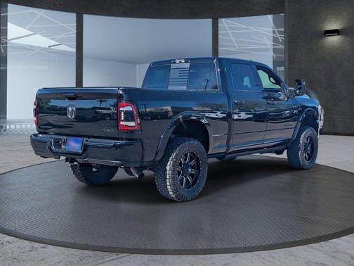 2024 RAM 2500 Limited Crew Cab 4x4 6'4' Box