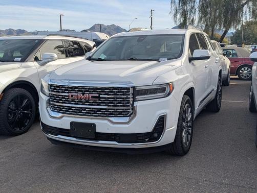 2021 GMC Acadia Denali