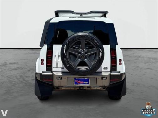 2022 Land Rover Defender 110 X-Dynamic SE